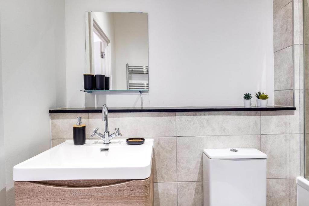 Apartment Oasis Haven Birmingham